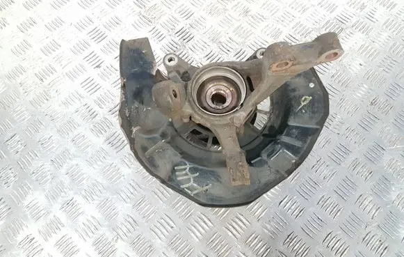 Lexus RX 300 Front wheel hub 4321158020