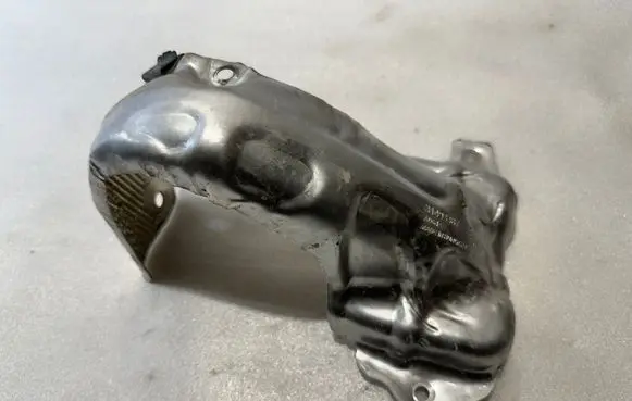Volvo S60 Heat shield in engine bay 31493387