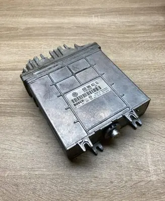 Volkswagen PASSAT B5 Engine control unit/module ECU 028906021GL 0281001656