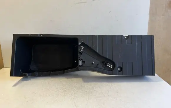 BMW X6 F16 Glove box in trunk 7314710 17711410