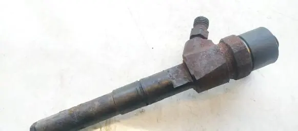 Opel Zafira B Fuel injector 0445110159