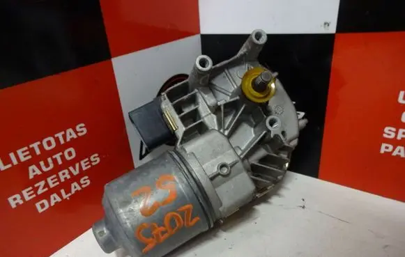 Seat Altea XL Wiper motor 5P0955120B
