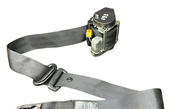 Seat Exeo (3R) Front seatbelt 3R2857705 6166261 616625361
