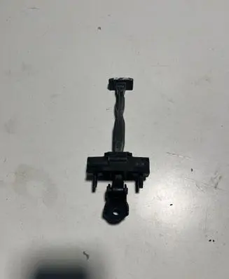 Opel Astra K Rear door check strap stopper 