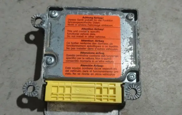 Volkswagen PASSAT B5.5 Airbag control unit/module 1C0909605B
