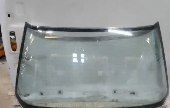 Mercedes-Benz E W124 Rear windscreen/windshield window 