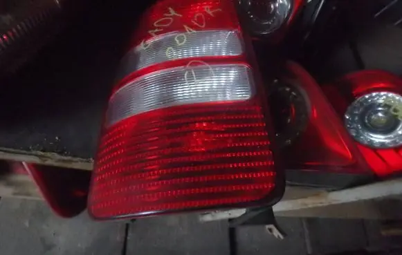 Volkswagen Caddy Rear/tail lights set 
