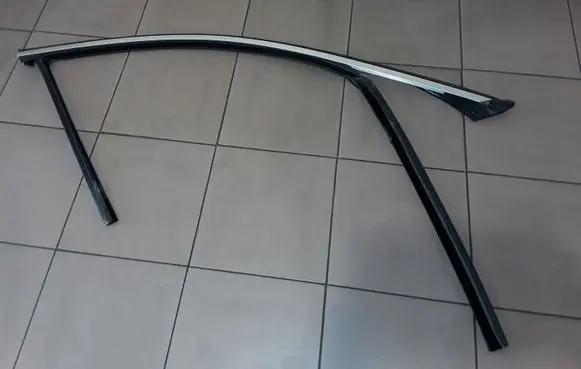 BMW M5 F90 Front door glass trim molding 16444510 739010813 7336964