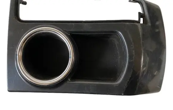 Cup holder front
