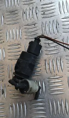 Audi A6 S6 C6 4F Windscreen/windshield washer pump used