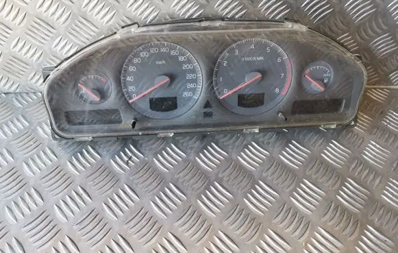 Volvo S80 Speedometer (instrument cluster) 9483484 69294440