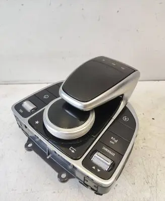 Mercedes-Benz C AMG W205 Head unit multimedia control A2059004819