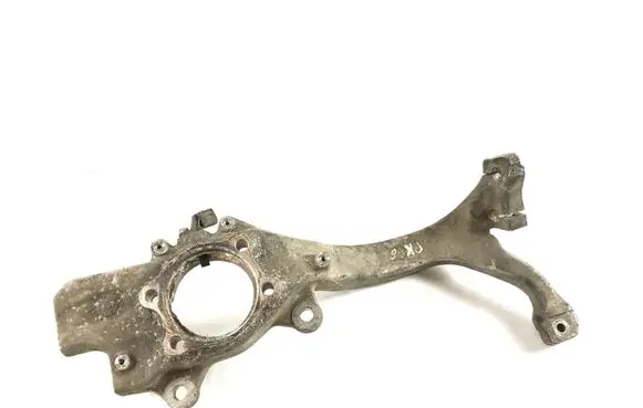 Audi A6 S6 C6 4F Front wheel hub 4F0407241E R4F0257