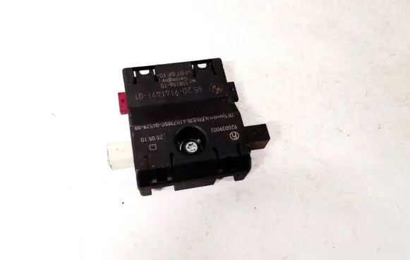BMW X5 E70 Antenna control unit 65209141491 108196-10