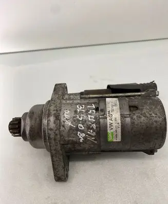 Volkswagen Touran I Starter motor 0AM911023D