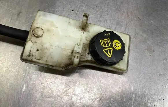 Ford Galaxy Brake fluid reservoir 6G912K478BB 03350886381
