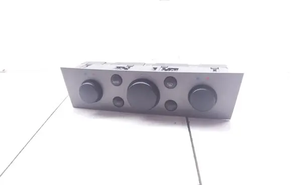 Opel Vectra C Climate control unit 13138196 13128712