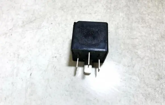 Ford Focus Other relay 2s7t14b192aa v23136b1x66