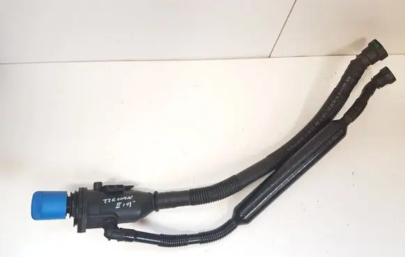 Volkswagen Tiguan AdBlue Liquid refill tube 5QF131965C
