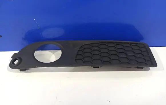Volvo S80 Quarter panel pressure vent 30655929