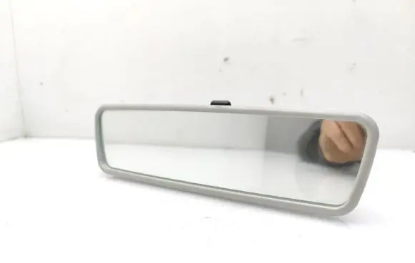 Volkswagen Caddy Rear view mirror (interior) E1021065