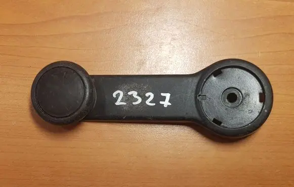 Ford Sierra Front door window winding handle 83BBA23348AB
