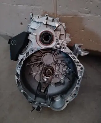 Hyundai Kona I Manual 5 speed gearbox ZY49HU