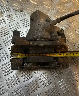 Ford Focus Rear brake caliper
