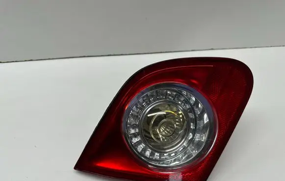 Volkswagen PASSAT B6 Tailgate rear/tail lights 3C5945093F