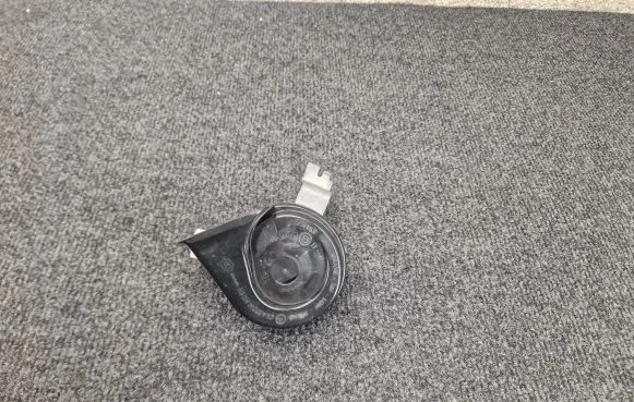 BMW 4 F32 F33 Horn signal 7300976