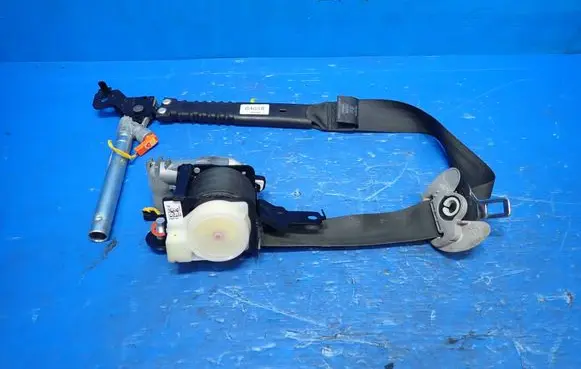 KIA Sportage Front seatbelt 88820-3U200ED