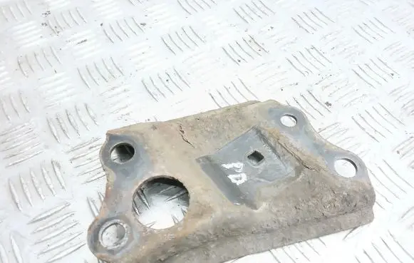 Toyota Avensis T270 Other front suspension part 