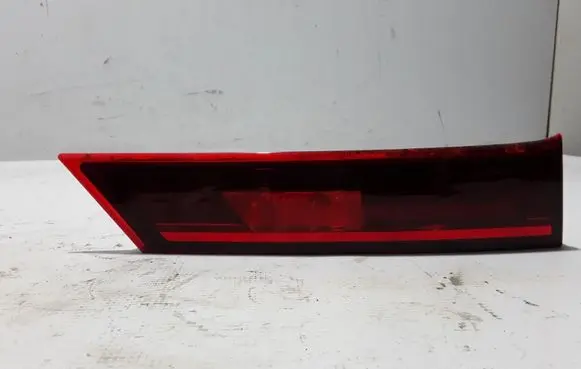 Volvo S90, V90 Tailgate rear/tail lights 31656777