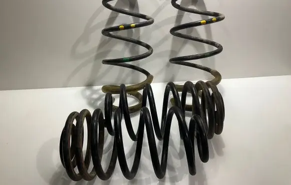 Mercedes-Benz Vito Viano W447 Set of springs and shock absorbers (Front and rear) 