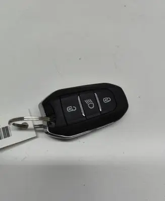 Peugeot 3008 II Ignition key/card 