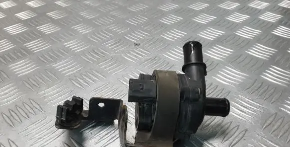 Renault Latitude (L70) Electric auxiliary coolant/water pump