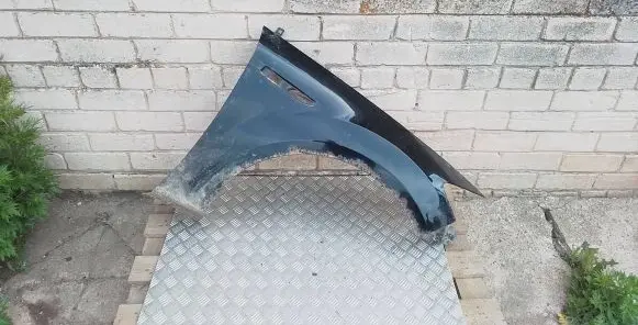 Ford Mondeo MK IV Fender