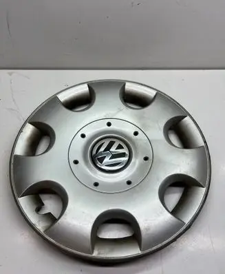 Volkswagen Touran I R16 wheel hub/cap/trim 1T0601147B