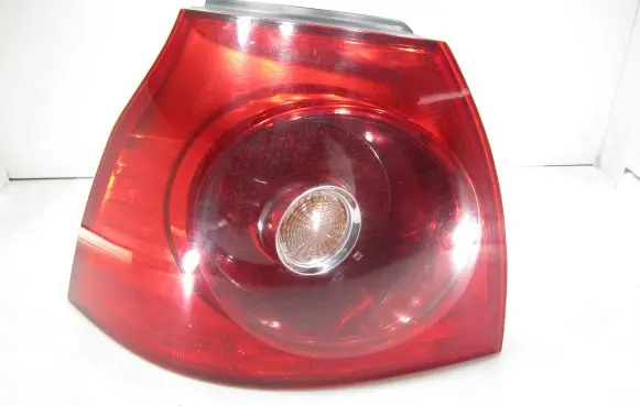 Volkswagen Golf V Rear/tail lights 1K6945095E 028490102A 00824414