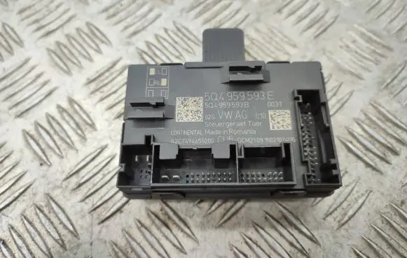 Skoda Octavia Mk3 (5E) Door control unit/module 5Q0959593E