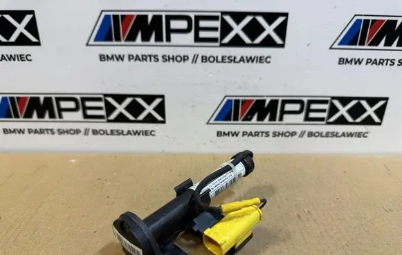 BMW M5 F90 Bonnet Pedestrian Airbag Actuator 7435797