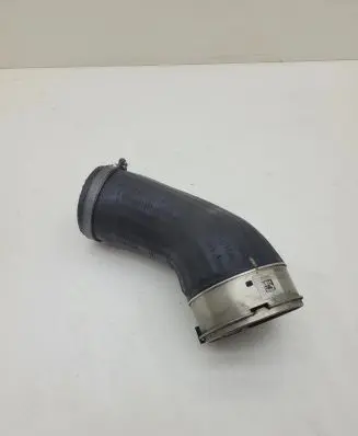 Volvo V40 Intercooler hose/pipe 31338545 P31422261