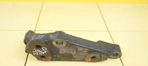 Alfa Romeo Brera Engine mounting bracket 60694939 939A9000