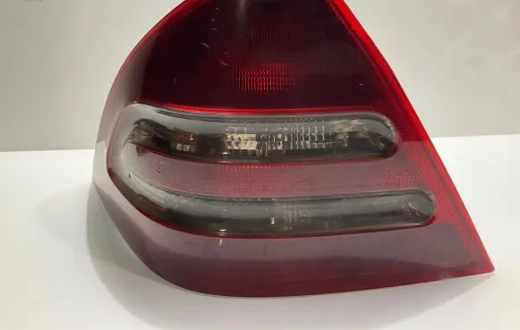 Mercedes-Benz C W203 Rear/tail lights