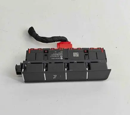 Volkswagen PASSAT B8 Parking (PDC) sensor switch 3G0927238A