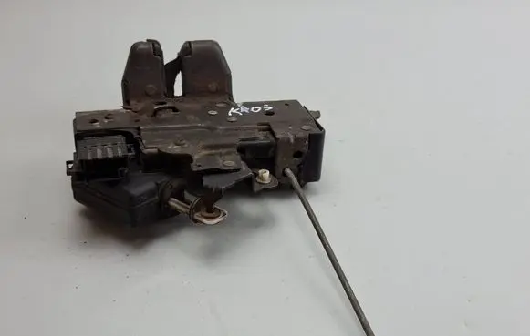 Volvo S70 V70 V70 XC Tailgate/trunk/boot lock/catch/latch 9152637