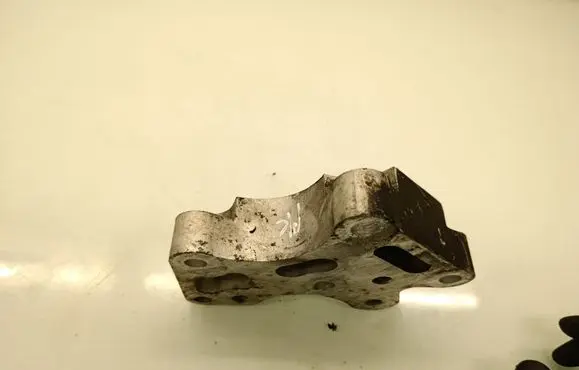 Jeep Renegade Engine mounting bracket 51938557