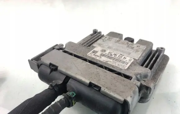 Volkswagen Scirocco Engine control unit/module 03C906016BA