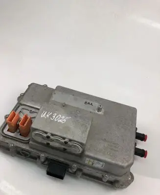 Polestar 2 Voltage converter inverter 32335619