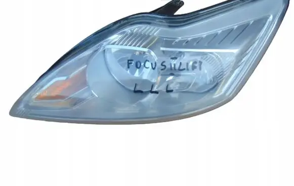Ford Focus Headlight/headlamp 8M5113101AC